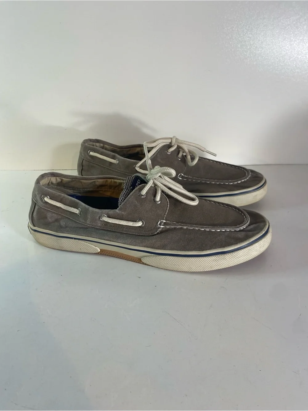 N/A sperry top